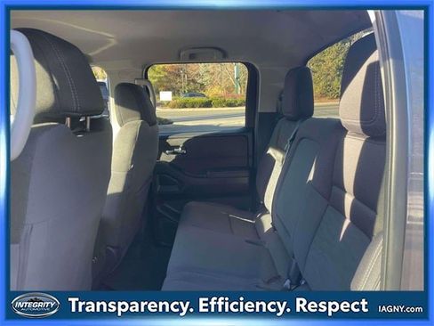 Certified 2024 Nissan Frontier SV image 13