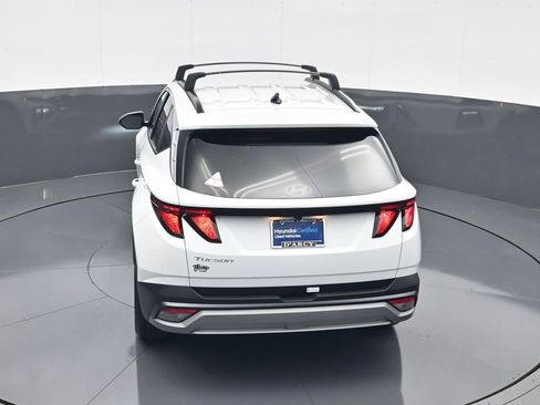 Certified 2025 Hyundai Tucson SEL FWD image 18