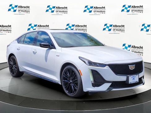 Used 2022 Cadillac CT5 V w/ LPO, ONYX Package AWD/4WD image 7