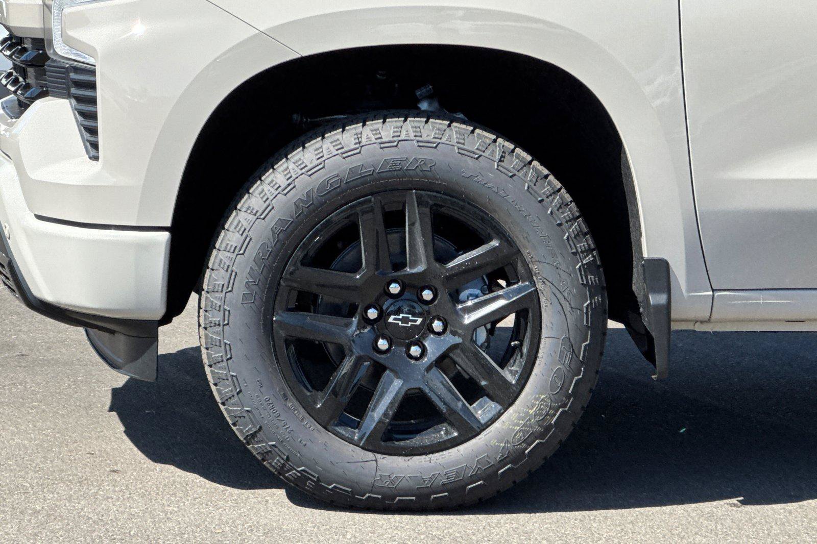 New 2026 Chevrolet Silverado 1500 RST w/ Safety Package AWD/4WD image 36