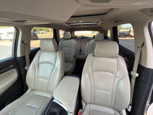 Used 2019 Buick Enclave Premium w/ Experience Buick Package FWD image 10