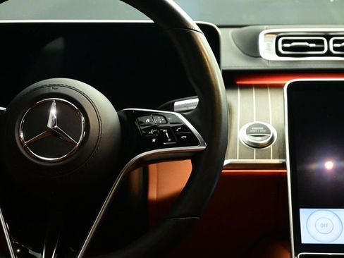 Used 2023 Mercedes-Benz S 580 4MATIC Sedan w/ AMG Line image 10