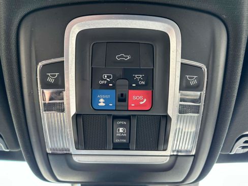 Used 2021 RAM 1500 Limited w/ Night Edition AWD/4WD image 38