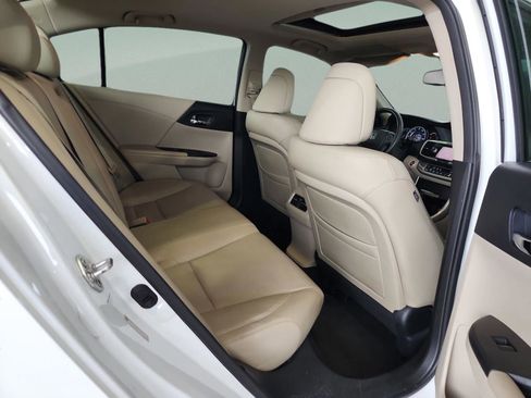 Used 2013 Honda Accord EX-L image 18