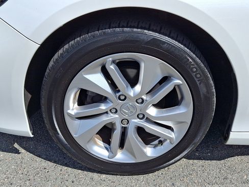 Used 2019 Honda Accord LX image 8