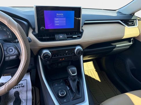Used 2025 Toyota RAV4 XLE Premium image 21