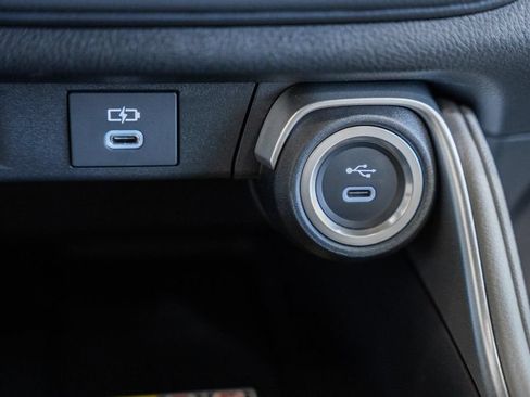 Used 2026 Toyota Grand Highlander AWD image 23