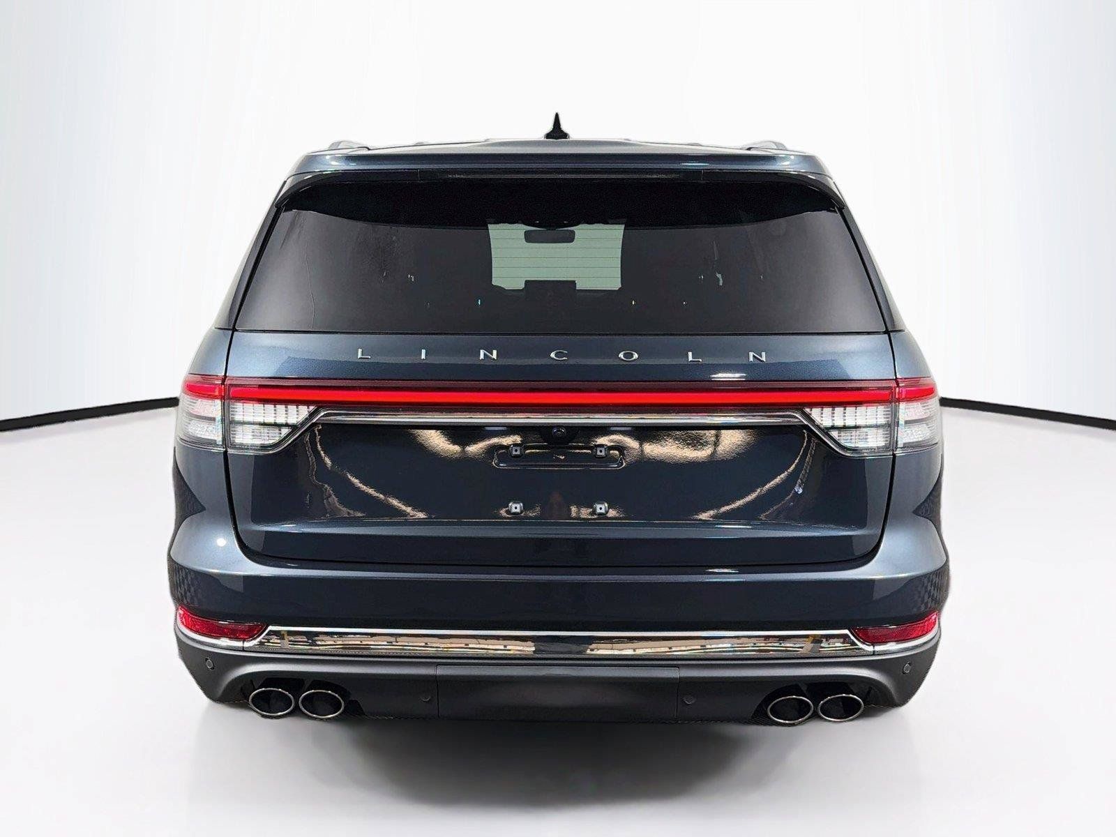 Used 2023 Lincoln Aviator Reserve w/ Equipment Group 201A AWD/4WD image 10