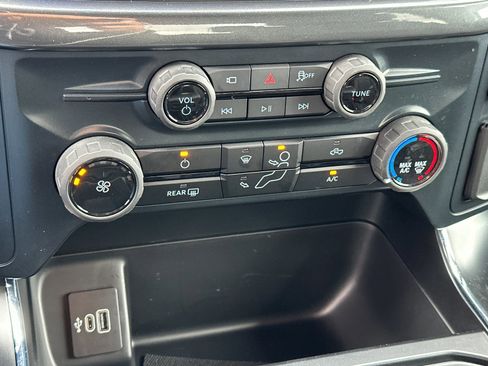 Certified 2025 Ford F150 STX image 19