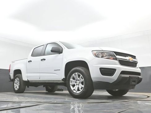 Used 2019 Chevrolet Colorado W/T w/ WT Convenience Package AWD/4WD image 27