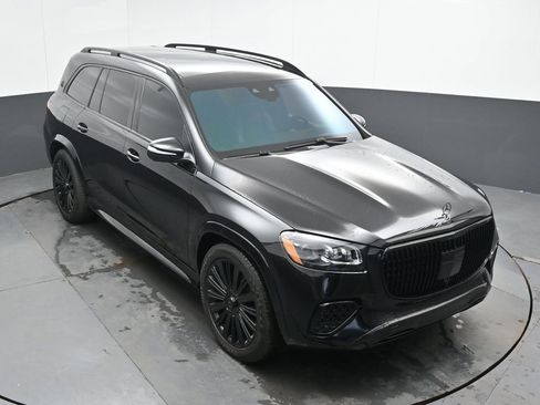 Used 2024 Mercedes-Benz Maybach GLS 600 4MATIC image 38