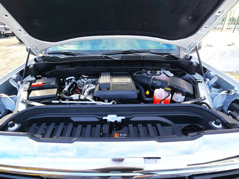 New 2026 GMC Sierra 1500 SLT w/ SLT Premium Plus Package image 3