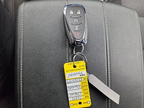 Certified 2024 Chevrolet Traverse LT image 39