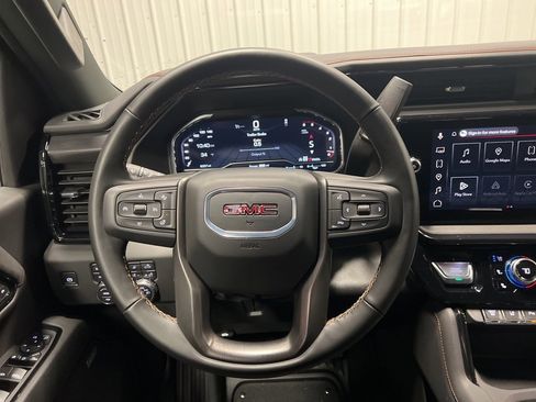 Certified 2025 GMC Sierra 2500 AT4 w/ AT4 Premium Plus Package image 13
