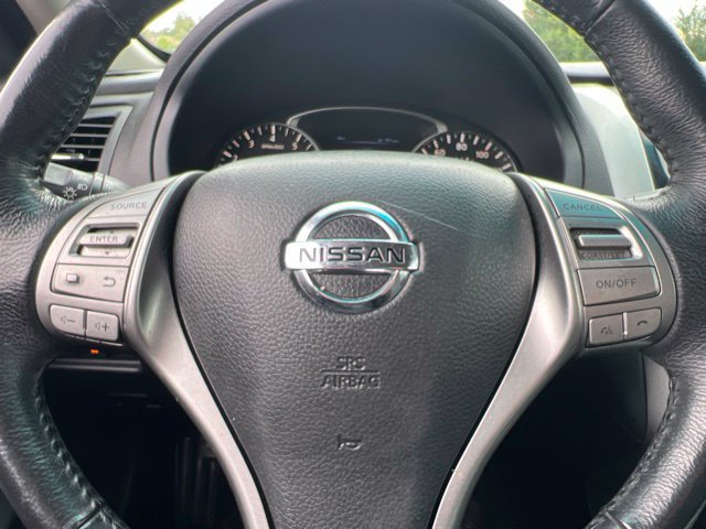 Used 2015 Nissan Altima 2.5 SL w/ Technology Package FWD image 22