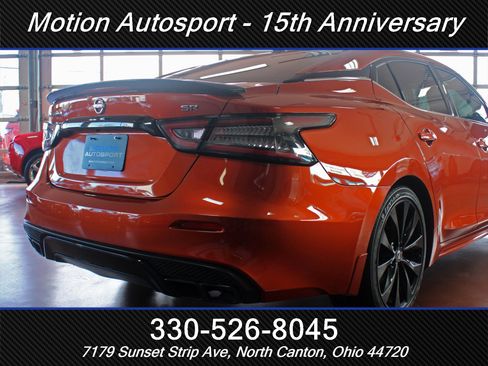 Used 2021 Nissan Maxima SR w/ Sport Mat Group image 11