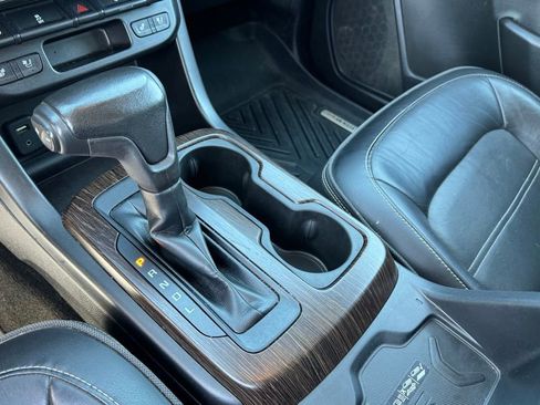 Used 2017 GMC Canyon Denali AWD/4WD image 28