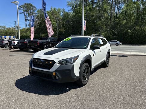 Used 2023 Subaru Outback Wilderness image 12