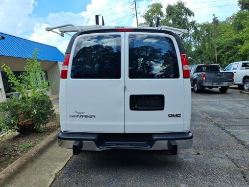 Used 2020 GMC Savana 2500 w/ Driver Convenience Package RWD image 15