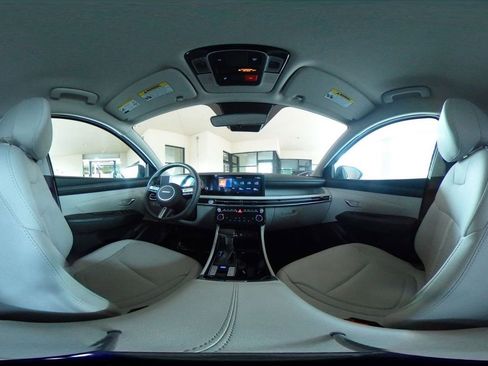 Used 2025 Hyundai Tucson SEL FWD image 43