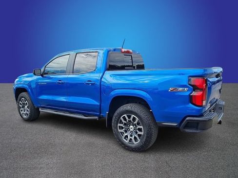 Used 2024 Chevrolet Colorado Z71 w/ Z71 Convenience Package 2 AWD/4WD image 6