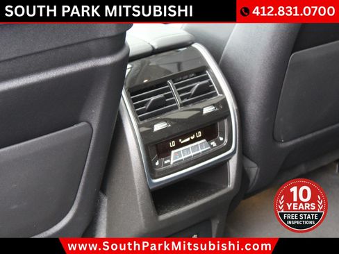 Used 2024 BMW X7 xDrive40i AWD/4WD image 17