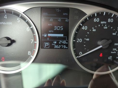 Certified 2022 Nissan Kicks S image 45