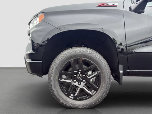 New 2026 Chevrolet Silverado 1500 LT Trail Boss w/ LT Trail Boss Premium Package AWD/4WD image 16