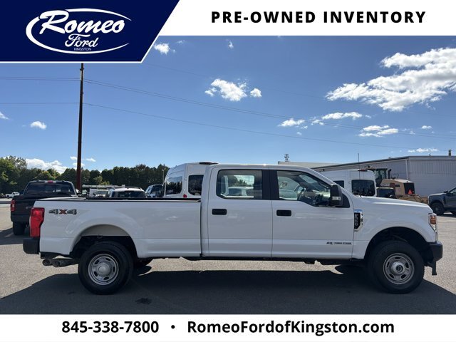 Certified 2022 Ford F350 4x4 Crew Cab Super Duty image 4