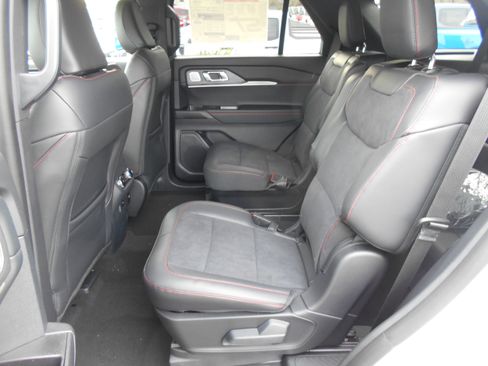 New 2026 Ford Explorer ST w/ Sun And Sound Package image 38