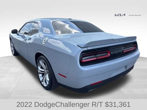 Used 2022 Dodge Challenger R/T RWD image 6
