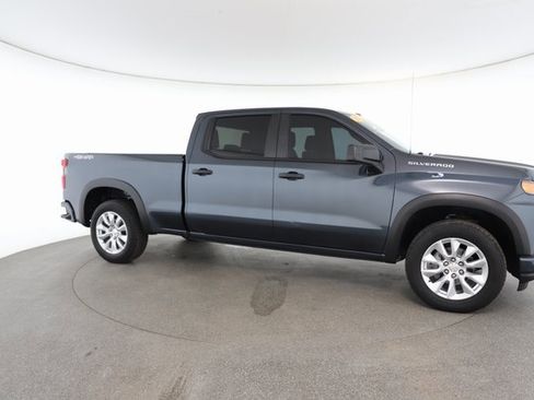 Used 2021 Chevrolet Silverado 1500 Custom w/ Safety Confidence Package image 24