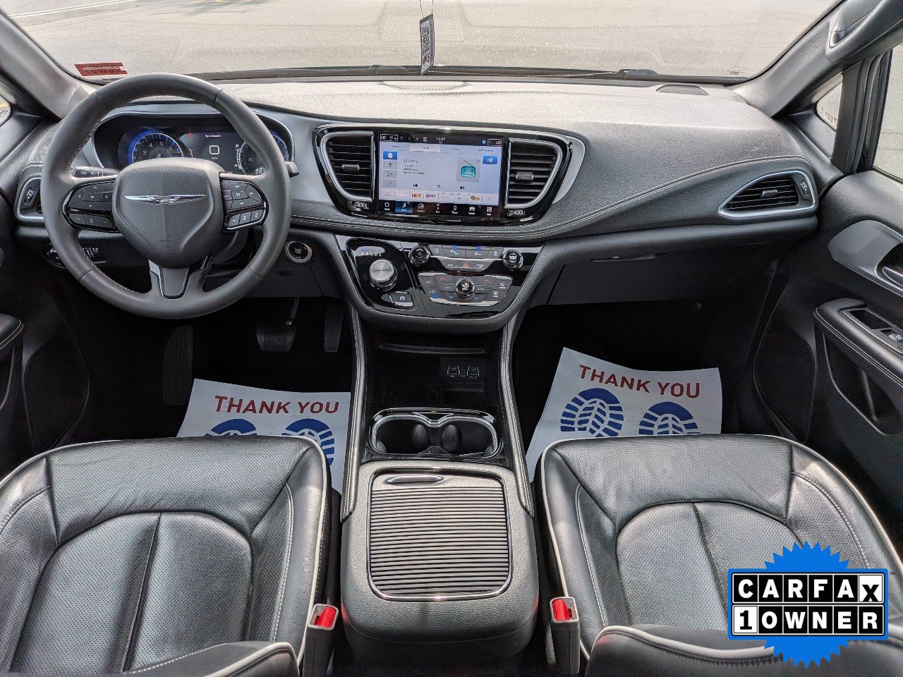 Used 2025 Chrysler Pacifica Limited FWD image 17