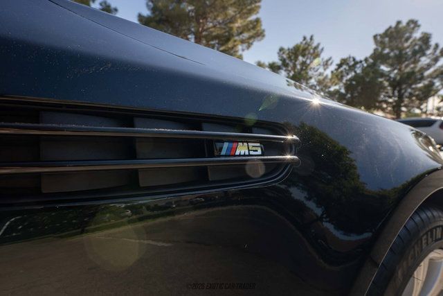 Used 2010 BMW M5 RWD image 57