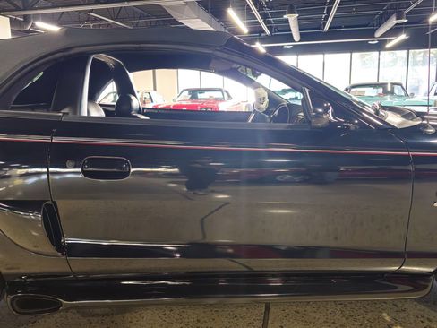 Used 1996 Ford Mustang Cobra RWD image 22
