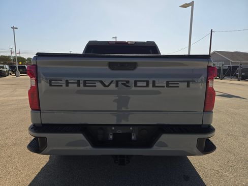 Used 2025 Chevrolet Silverado 1500 Custom AWD/4WD image 4