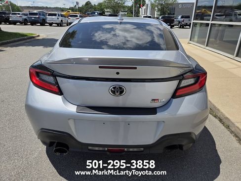 Used 2023 Toyota GR86 Premium w/ ALL Weather Mat Package (TMS) RWD image 7
