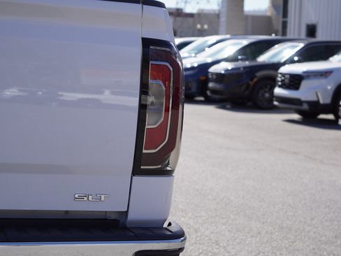 Used 2018 GMC Sierra 1500 SLT w/ SLT Premium Package image 8