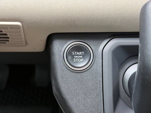 Certified 2022 Land Rover Defender 90 X-Dynamic SE AWD/4WD image 23