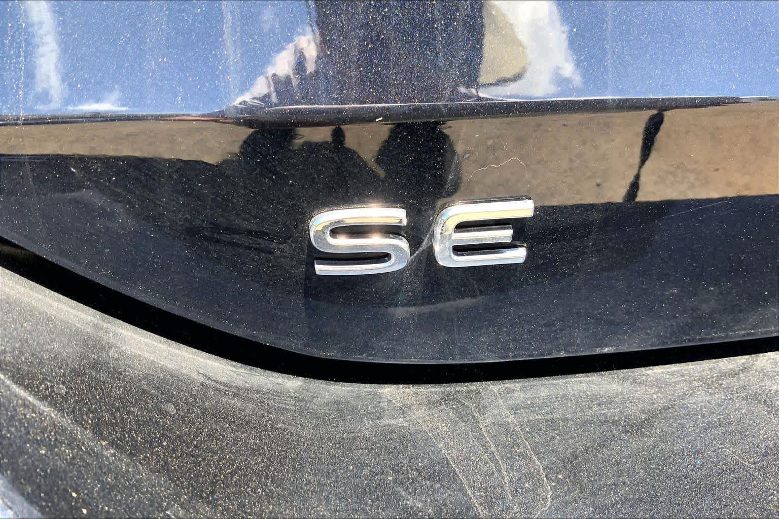 Used 2026 Volkswagen Tiguan SE FWD image 7