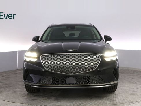 Used 2023 Genesis Electrified GV70 AWD/4WD image 12
