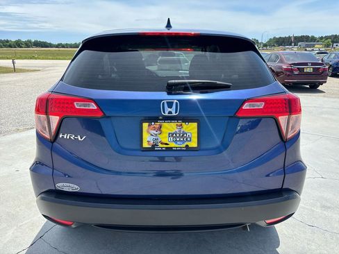 Used 2017 Honda HR-V LX image 5