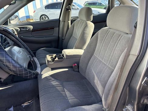 Used 2005 Chevrolet Impala w/ Preferred Equipment Group image 19