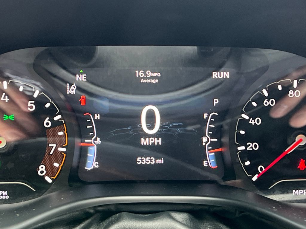 Used 2023 Jeep Compass Latitude AWD/4WD image 16