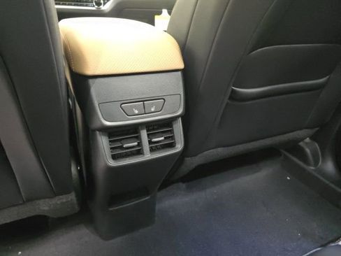 New 2026 Chevrolet Equinox ACTIV w/ Convenience Package III AWD/4WD image 22