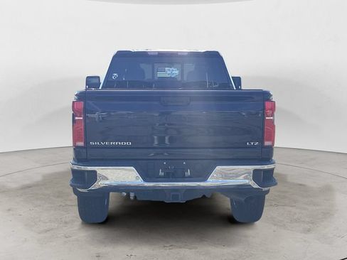 Used 2026 Chevrolet Silverado 2500 LTZ w/ LTZ Plus Package AWD/4WD image 4