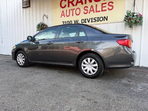 Used 2010 Toyota Corolla LE FWD image 9