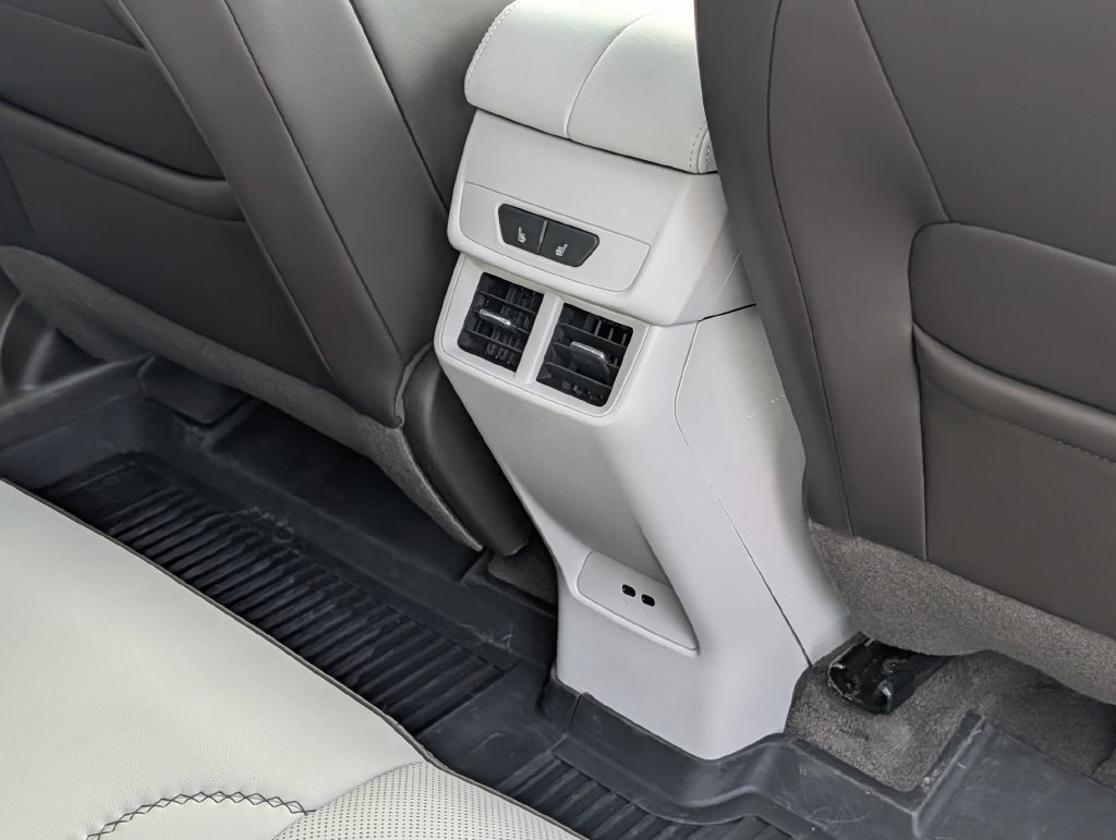 New 2027 GMC Terrain Denali w/ LPO, Floor Liner Package AWD/4WD image 31