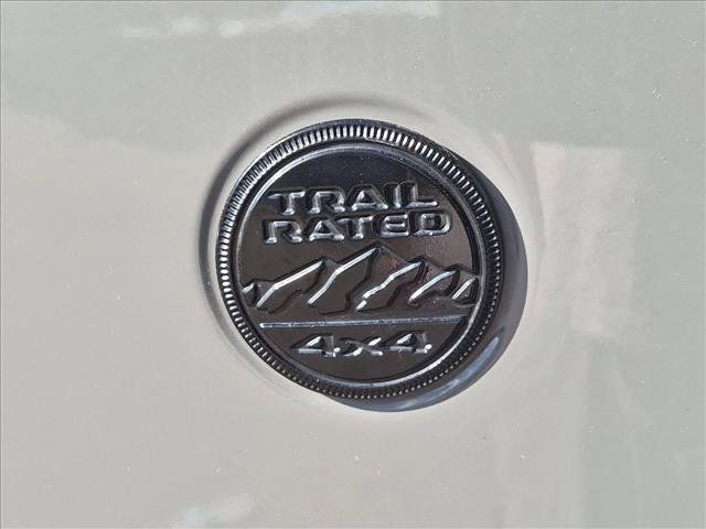 Used 2022 Jeep Wrangler Unlimited Sport AWD/4WD image 13