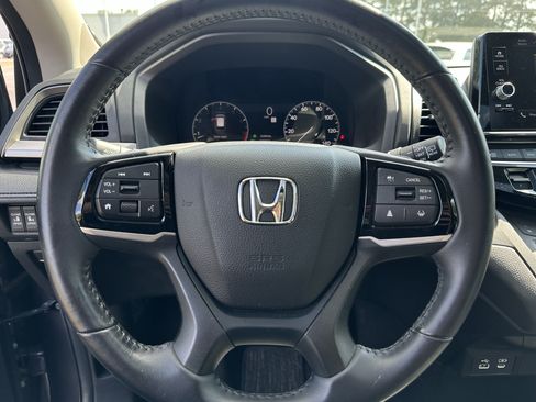Used 2025 Honda Odyssey EX-L image 6